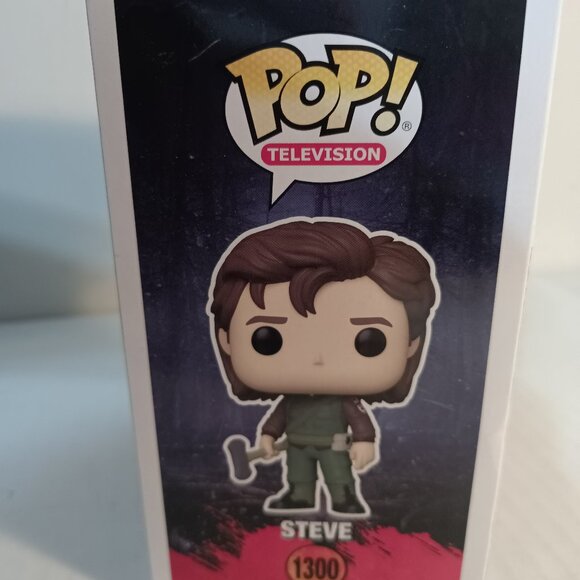 Stranger Things Steve - Picture 2 of 2